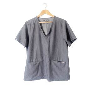 Figs Technical Collection Casma Gray 3 Pocket Short Sleeve Scrub‎ Top Size XL